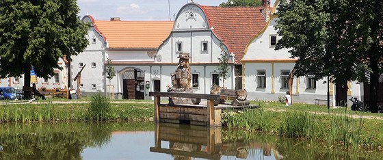 Holaovice jsou od roku 1998 zapsány na seznam svtového ddictví UNESCO.