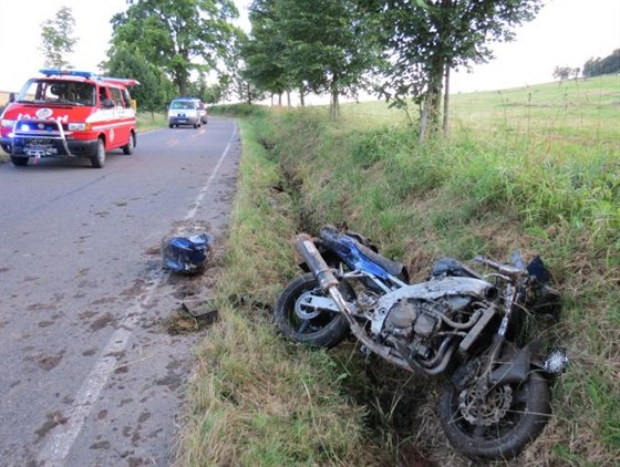 Bhem jediného odpoledne na Vysoin hned tikrát bourali motorkái. Pt se jich zranilo, z toho dva velmi ván. Ilustraní snímek