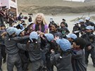 Svtlana Nálepková s dtmi v Malém Tibetu