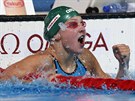 Litevská plavkyn Ruta Meilutyteová se raduje ze svtového rekordu na 100 metr...