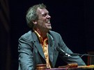 Hugh Laurie (aka Dr. House) s The Copper Bottom Bandem vystoupili v Kongresovém...