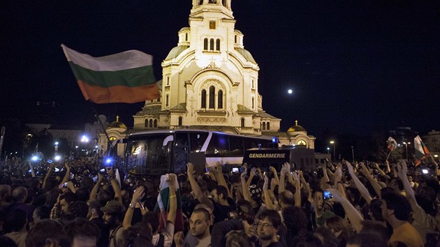 Protesty ped bulharskm parlamentem (23. ervence 2013)