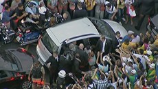 Pape�ovo auto v jednu chvíli �patn� odbo�ilo a uvázlo v zácp�. Okam�it� ho...