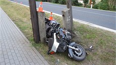 Pi druhé nehod v nedli v eské Vsi krtl motorká patn zajitným stojanem