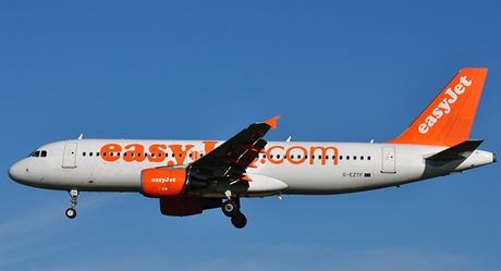 Airbus A320 letecké spolenosti easyJet