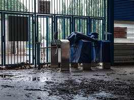 Velká voda udlala na libereckém fotbalovém stadionu kody za miliony korun.