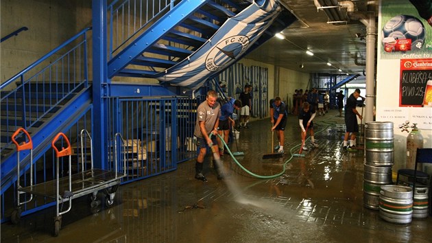 Libereck stadion postihla bleskov povode.