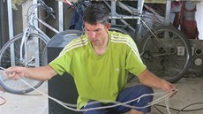 VECHNO ZNOVU. Kanoista Stanislav Jeek bojuje s následky povodn, která