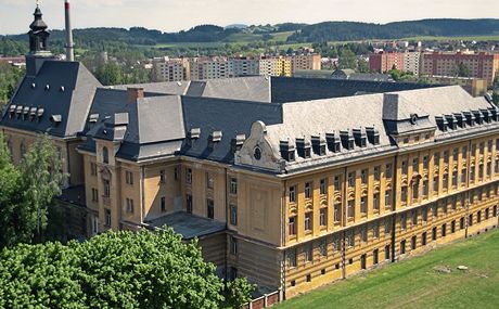 Petrin slouil nejen jako chlapecký seminá, ale psobilo zde i vojenské