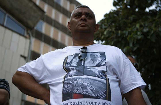 Romský aktivista eká v Budapeti na vynesení rozsudku nad pachateli nkolika