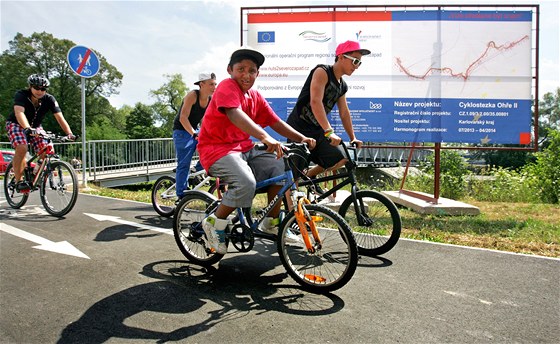 Stavba poslední části cyklostezky podél Ohře z Chocovic do Chebu začala.