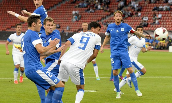 Amine Chermiti (9) z FC Curych otevírá skóre zápasu s Libercem.