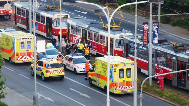 Nehoda tramvají ve Vršovicích