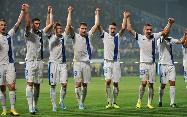 D�KOVA�KA. Fotbalisté Liberce se radují z vít�zství 2:1 nad FC Curych.