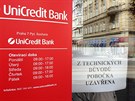 Poboka UniCredit Bank v Holeovicích, kterou pepadl neznámý pachatel...