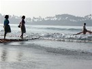 Výlov ryb na pláích v indickém stát Goa.