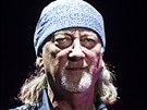 Nechybl ani legendární baskytarista Roger Glover