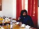Jerry García (Grateful Dead) v jídeln v Château d'Hérouville