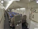 Turistická tída v letounu Airbus A380 spolenosti Emirates