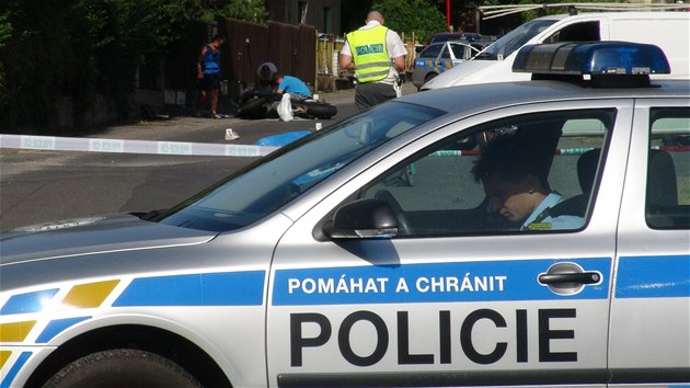 Piny nehody a jej okolnosti vyetuj policist (3. srpna 2013)