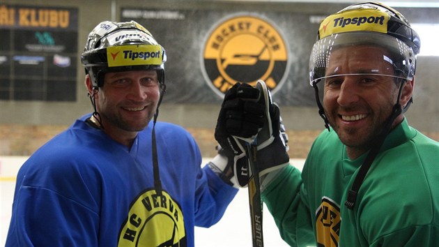 Martin Ruinsk (vpravo) a Ji lgr na trninku litvnovskch hokejist.
