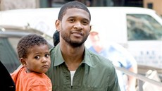 Rapper Usher se svými dvma syny