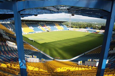 Na stadionu v sobotu me být jen 150 osob vetn hrá, len realizaních tým, ostatního personálu a noviná. Tribuny teplických Stínadel budou pro fanouky zavené.