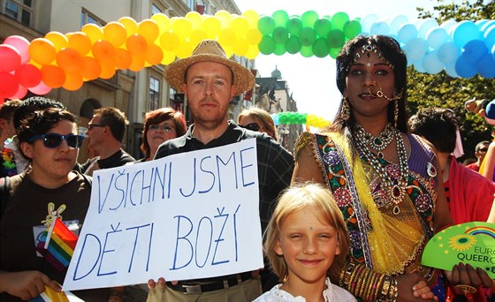 Z loňského průvodu Prague Pride centrem Prahy