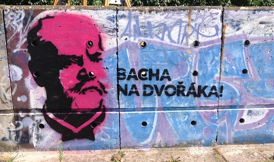 Pehlídka letos zvolila sví a netradiní zpsob propagace formou graffiti.