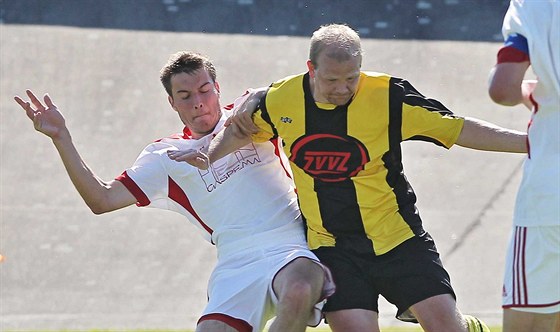 Milevští fotbalisté (na archivním snímku ve žlutočerném) načnou už svoji pátou sezonu v divizi. 