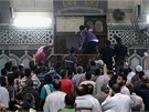 Stoupenci Muslimského bratrstva se zabarikádovali v meit v centru Káhiry.