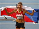 MÁM TO. Zuzana Hejnová po vítzství na MS v Moskv v závod na 400 metr...