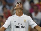 VÍTZNÝ GÓL NEPICHÁZÍ. Cristiano Ronaldo z Realu Madrid bhem zápasu proti