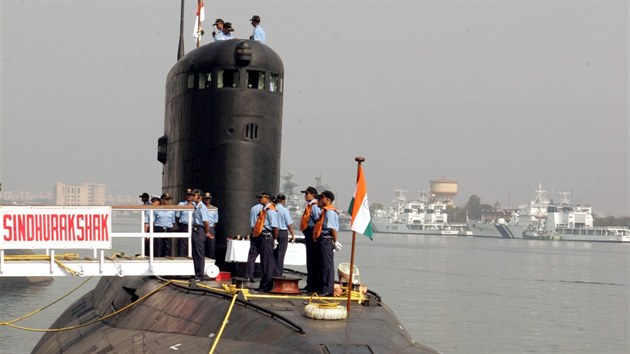 Indick ponorka INS Sindhurakshak v pstavu v noru 2006.
