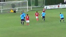 Momentka z utkání zlínského p�eboru. Domácí Spytihn�v zvy�uje náskok nad