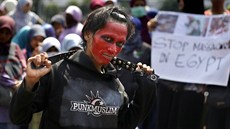 Proti násilí v Egypt protestovali muslimové v Jakart v Indonésii (15. srpna...