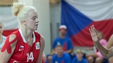 Česká mládežnická reprezentantka Julia Reisingerová v derby se Slovenskem.