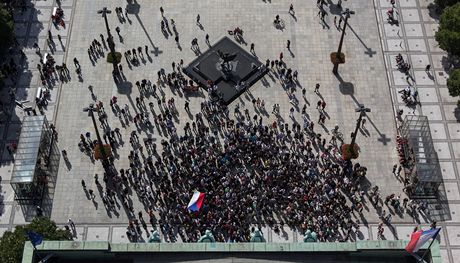 Stejn jako na konci srpna se Prokeovo námstí ped ostravskou Novou radnicí stane djitm protiromsky zamené demonstrace.