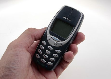 Pvodní Nokia 3310.