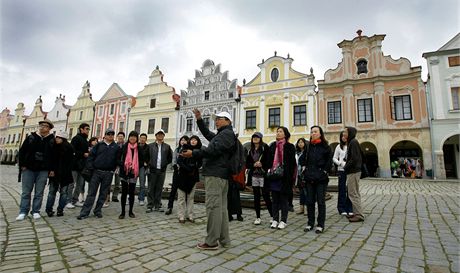 Architekturu jezdí obdivovat do Tele i turisté z dalekých asijských zemí....