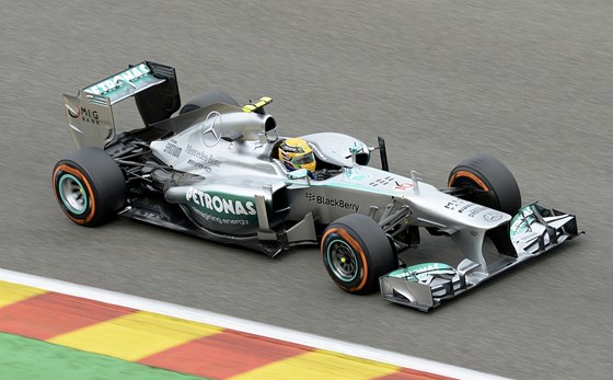 Lewis Hamilton v Belgii