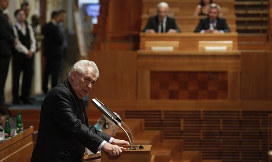 Prezident Milo Zeman ení v Senátu