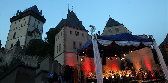Oslava tyicetiletého výroí natoení muzikálu Noc na Karltejn (22. srpna