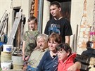 Rodina Polákových rekonstruuje velké stavení.