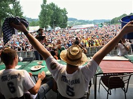 Vítzem soute jedlík se stal Milo Janek, který zvládl spoádat celkem 106