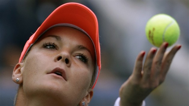 SVTOV TYKA V AKCI. Agnieszka Radwask vstoupila do US Open zpasem se panlkou Solerovou Espinosovou.