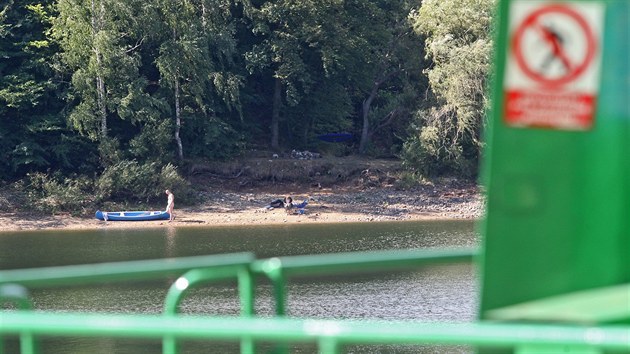 Voda na Vranovské přehradě je letos rekordně teplá, říkají pracovníci tamní úpravny vody.