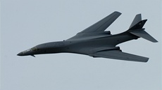 Americký strategický bombardér B-1 Lancer