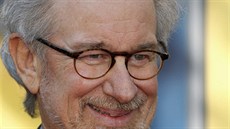 Druhou nejlépe vydlávající slavnou osobností je reisér Steven Spielberg, jen...