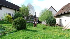 Z Prahy jsme ode�li na vesnici u Plzn�, ale rozhodn� nelitujeme.